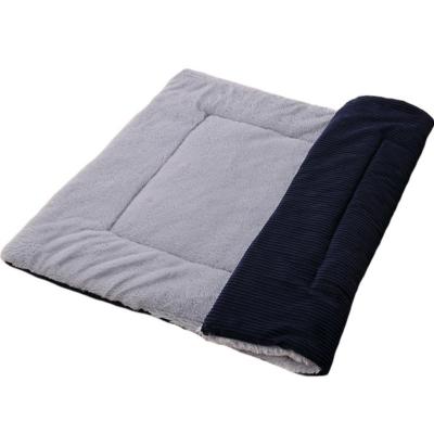 China Breathable Cheap Custom Winter Padded Warm Dog Blanket For All Seasons for sale