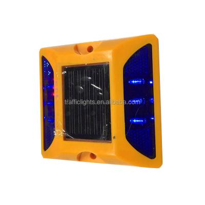 China PC Plastic Road Stud Solar Led Flashing ABS Plot Solar Road Marks for sale