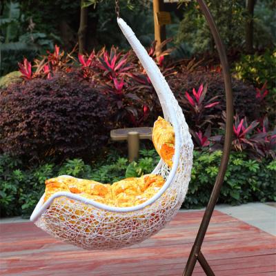 China Gardenline Durable Hot Selling Patio Rattan Indo Home Swing Egg Hanging Chair for sale