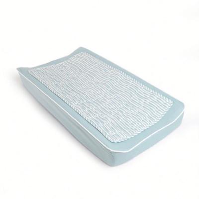 Cina 13D Density Waterproof Baby Changing Table Pad con coperchio lavabile e tessuto a maglia in vendita