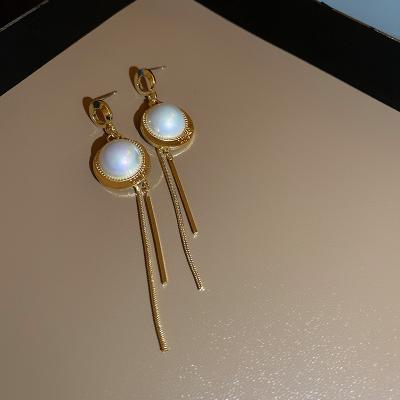 China TRENDY Fashion Pearl Long Dangling Earrings For Girls for sale