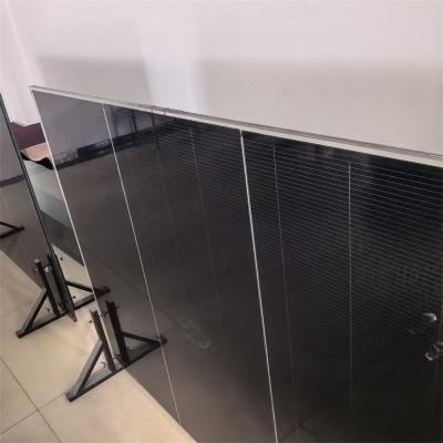 中国 Commercial Building Construction Material Cadmium Telluride Film Power Generation Glass Solar Power System Components 販売のため