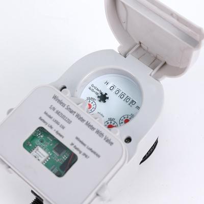 China Good Price Rectangle Slot Design Plastic Cordless LoRaWAN Water Meter With Valve Control for sale