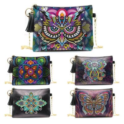 China N-AA666 Special DIY Leather Flower Shape Diamond Painting Leather Chain Shoulder Bag Clutch for sale