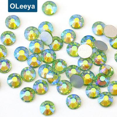 China Over 80 Color Peridot AB Flatback Fix Flatback Bling Bling Lightweight Non-Hot Nail Art Rhinestones Factory Price for sale