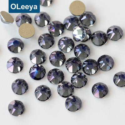 China High Reflection Free Sample Glass 2088 Index Cut 16 Facets SS20 Diamond Shaped Rhinestone Flat Back Rhinestone For Nail Art for sale