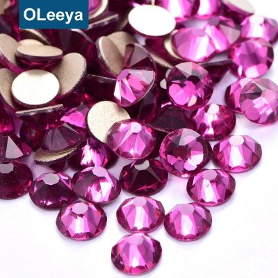 China Factory Wholesale Sparkle 16 High Cut Flatback Facets Fuchsia Non-Hot Nail Art Rhinestones For Glass Fix DIY Nails Decoration for sale