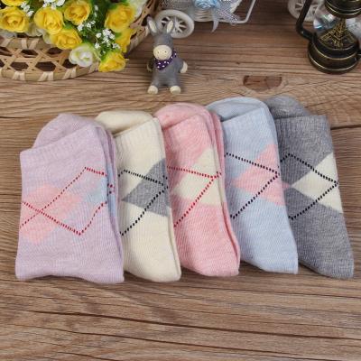 China Women's Sporty Diamond Argyle Socks Like Dots Stripes Tartan Plaid Plain Socks for sale