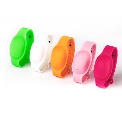 China Fit All Wristband Sanitizer Wristband Silicone Holder Wristband Gel Dispenser Wristband Hand Sanitizer Dispenser for sale