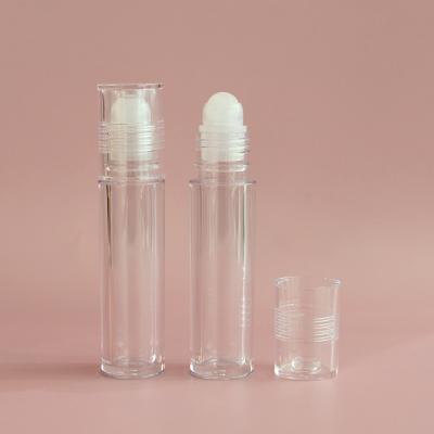 China Cosmetic Roll On Plastic Lip Roller Container Customized Lip Gloss Tubes Lip Oil Container Customized Plastic Packaging LH-001B for sale