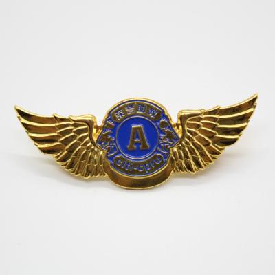 China China factory direct supply metal wing lapel pin badge, gold plating pin for sale