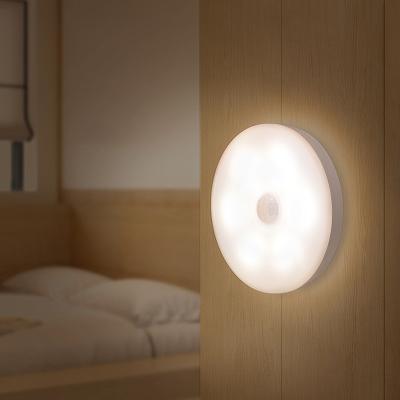 China New Minimalist Children's Motion Sensor Radio Led Smart Home Night Lights à venda