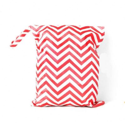 China Custom BCD097 Polyester Cloth Chevron Cloth Dry Diaper Diaper Wet Pul Bag for sale