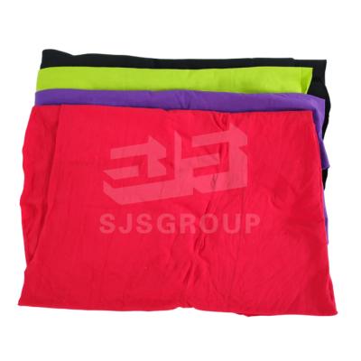 Chine L'huile d'aperçu gratuit essuyant 50kg/Bag a coloré le T-shirt Rags à vendre