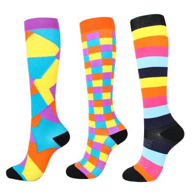 China 20-30mmhg Wholesale Medical Colorful QUICK DRY Fancy Compression Stocking Knee Nurse Custom Compression Socks High for sale