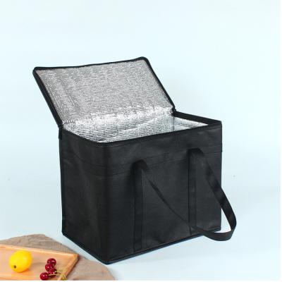 China Custom Customer Made Waterproof Black Nonwoven Insulated Nonwoven Lunch Cooler Grocery Bag Printed Tote Food Delivery Cooler Bags for sale