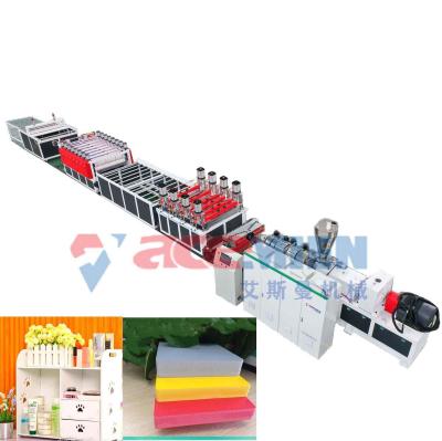 China 380V 550kgs/H Width 1020mm PVC Foam Plate Machine for sale