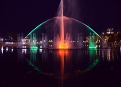 Chine Le grand arc-en-ciel d'acier inoxydable de fontaines d'eau de jardin de lac voyage en jet des caractéristiques de l'eau d'arrière-cour à vendre