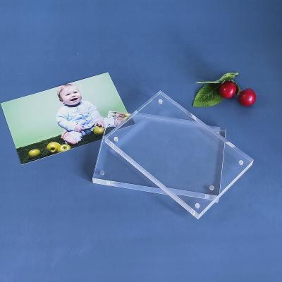 China Mordern double sided clear acrylic photo frame with magnets plexiglass photo frames for sale