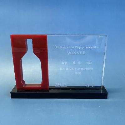 China New Design China Custom Engraved Clear Acrylic Award Trophy Trophy for sale