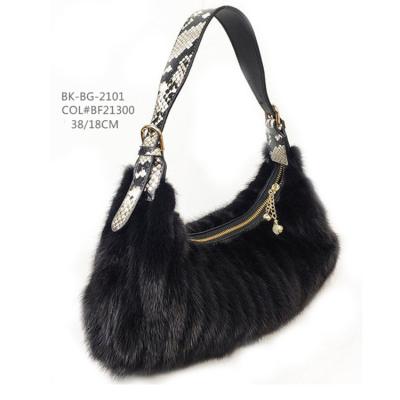 China Wholesale High Quality Black Mink Tail Skin Bag With Chain Cowhide Leather Belt for sale