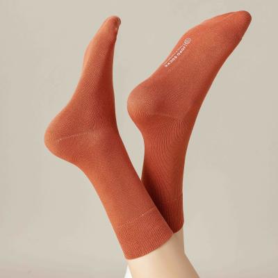 China Quentin Dropshipping Fashion Custom Plain QUICK DRY color hot smooth girls socks fall colors Slouch socks for women for sale