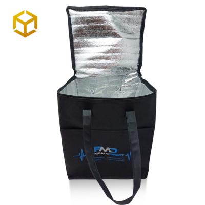 China Hot Selling Waterproof Insulated Reusable Beach Cooler Custom Printed Nonwoven Fast Food Delivery Thermal Bag for sale