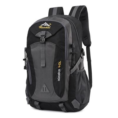 China With USB Large Professional Waterproof Sports Sport Sling Gym Bag For Men / Women for sale