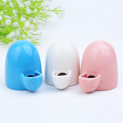 China Stocked Hot Sale Pet Supplies Rabbits And Hamsters Water Feeder Ceramic Kettle Feeder For Pet for sale