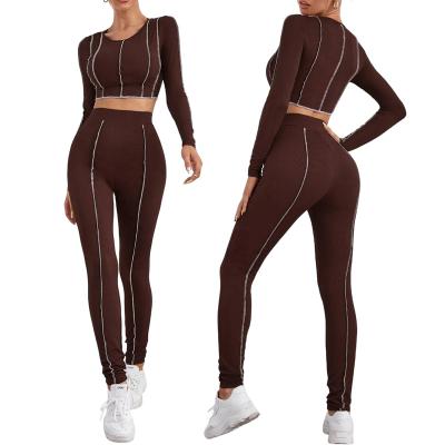 China Oti QUICK DRY textile Hot Sale Factory OEM Crop Top Women Sweatsuit Joggers Suits Two Piece Sets Jogging Equipment 2 Piece Sets For Woman for sale