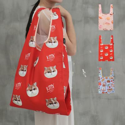 China Custom Large Folding Supermarket Grocery Packing Bag Polyester 210d Eco Friendly Handbags Women Foldable Shopping Bags for sale