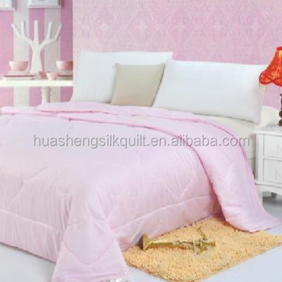 China Eco-friendly luxury custom design winter pink tussah soft silk quilt for sale