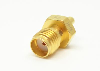 China Hembra recta plateada oro de SMA al adaptador masculino de SSMC RF impedancia de 50 ohmios en venta