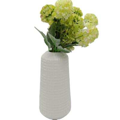 China Traditional decor ornament white ceramic vase for home decoration for sale