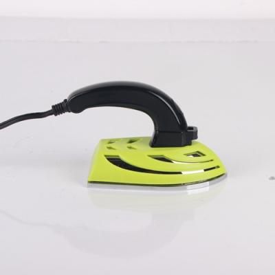 China Travel Mini Electric Portable Steam Iron Mini Industrial Steam Iron For Car Home Use for sale