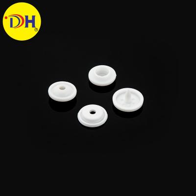 China Durable plastic snap button press stud set of four for 15MM apareal for sale