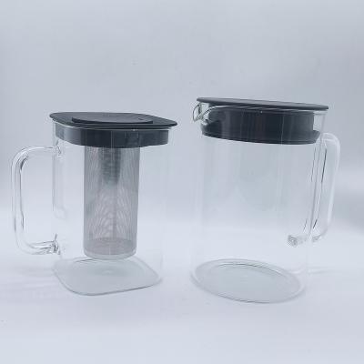 China New Arrive Pyrex Borosilicate Hot Water Viable Wholesale Cold Heat Resistant Glass Jug With Plastic Lid And Handle Spout for sale