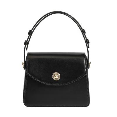 China Lady Mini Square Bag Fashion Buttons Fashion Seal Handbag High Quality Handle Women's Luxury Shoulder Messenger Bag for sale