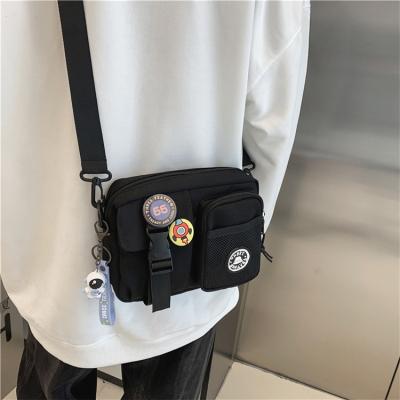 China Custom Fashion Unisex Elegant Street Messenger Bags Sling Bag Small Cool Nylon Korean Cross - Body Wholesale For Women Men for sale