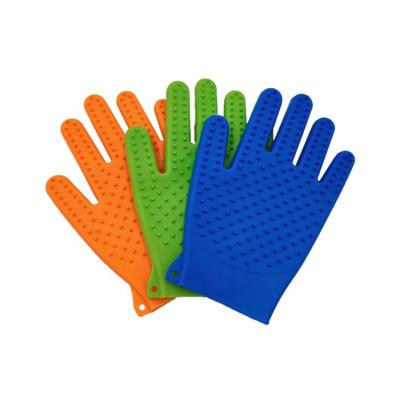 China WEFOCUS Viable Silicone Pet Hair Remover Gloves Pet Grooming Glove Guantes De Mascotas Deshedding Brush Glove for sale