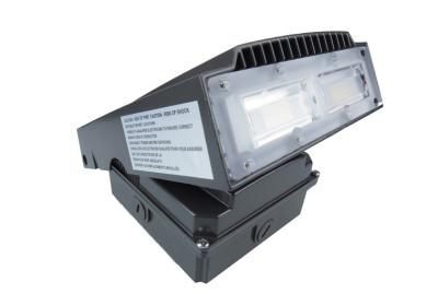 Chine le paquet tournable extérieur de mur de 50W IP65 LED allume la lampe de parking de puissance élevée pour le jardin à vendre