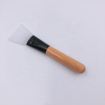 China For Mask Use Wholesale Wood Handle Facial Mask Sweep Professional Facemask Applicator Brush Mud Mask Blending Cosmetic Brush for sale