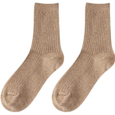 China Breathable Women's Wool Socks , Thick Vintage Knit Warm Winter Socks For Women Gifts for sale