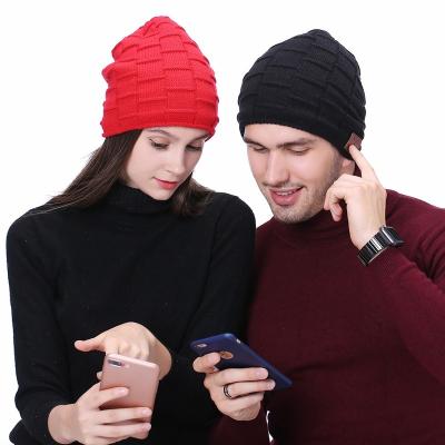 China Unisex Headband Knit Earphones Music Beanie Custom Winter Hats For Running Adults Winter Radio Headphones for sale