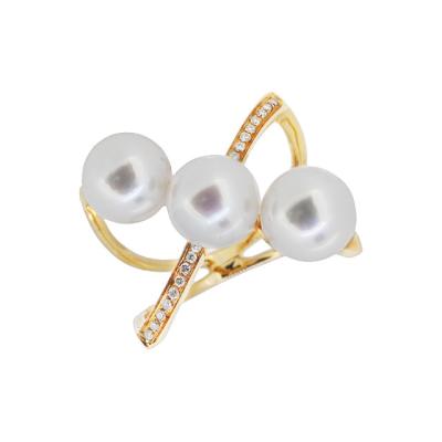 China CLASSIC Top quality small size pearl ring with 18K gold and diamonds design for women for sale