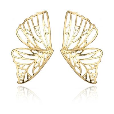 China Vintage Fashionable Fan Shaped Earrings Overstated Hollow Gold Plated Butterfly Wings Butterfly Earrings for sale