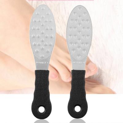 China Remove Callus Skin Wholesale Stainless Steel Foot File With Non-Slip Grip for sale