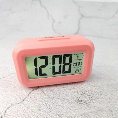 China Classrooms Hot Sale Digital Nap Alarm Clock Portable Modern LCD Alarm Clock Backlight Smart Desk&Table Clock for sale