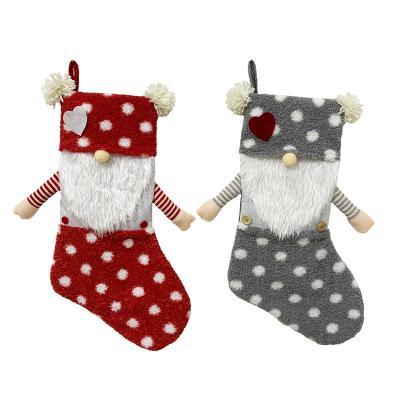 China 2021 Merry Christmas Decoration Wholesale Christmas Candy Gift Bags Decoration Clothes Faceless Santa Claus Christmas Stocking Socks for sale