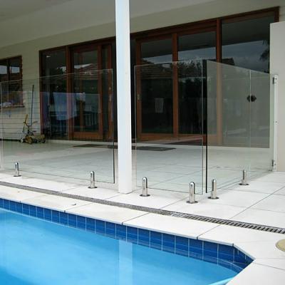 China Durable Modern Glass Railing Deck Spit Pool Fence Designs for sale